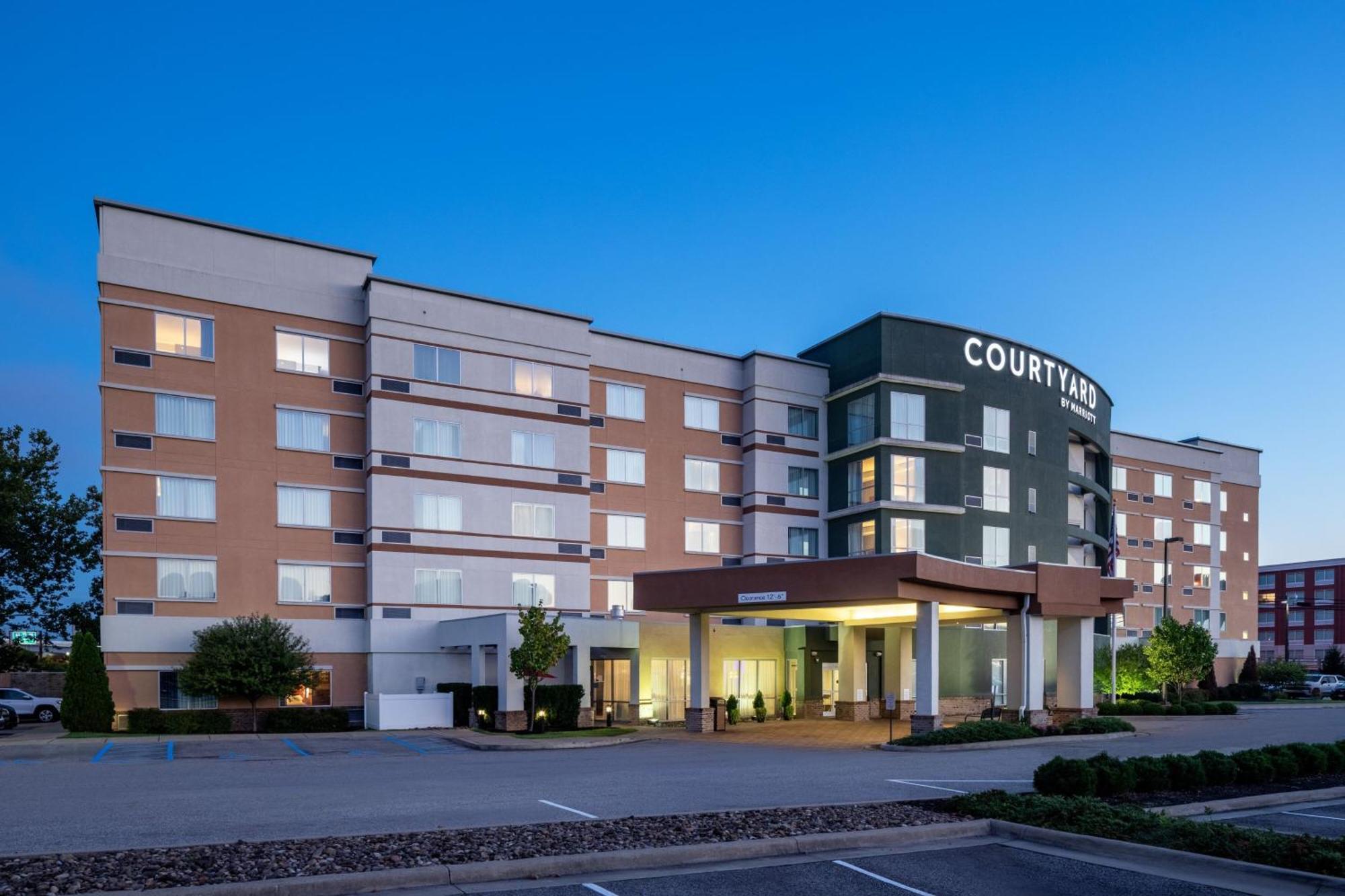 Courtyard By Marriott Charleston Downtown/Civic Center Hotel Ngoại thất bức ảnh